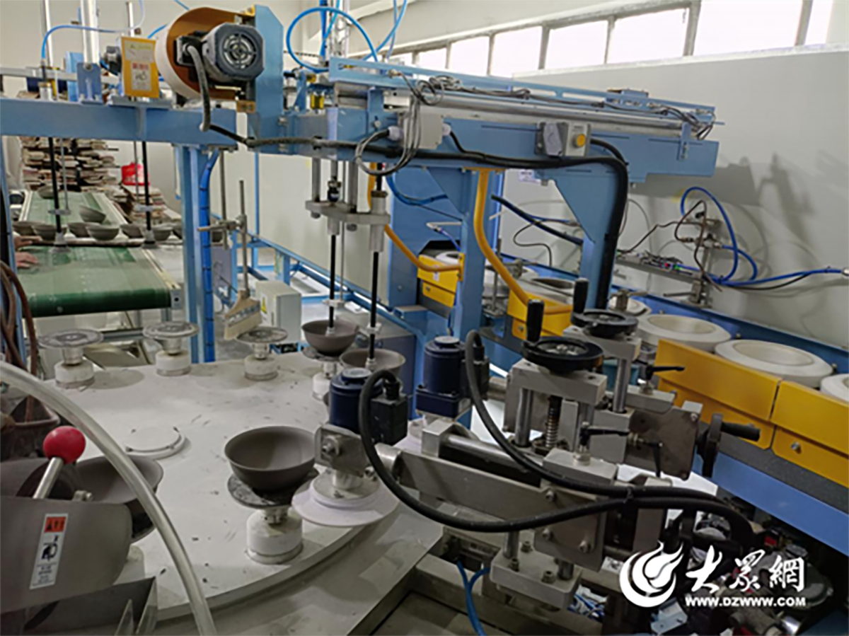 喜报！华光国瓷获评淄博市2024年新经济创新示范场景等两项殊荣